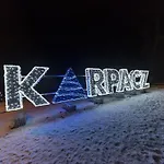 Nefryt - Lodowka I Czajnik W Pokoju, Dwa Aneksy Kuchenne Ogolnodostepne, Duzy Parking Resort