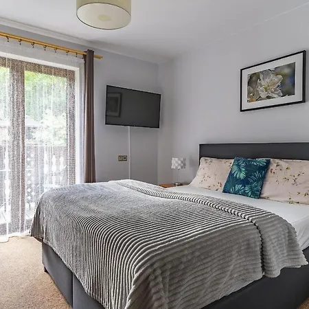 Resort Nefryt - 600 M Od Pkp, Duży Parking, Lodówka, Czajnik, Balkon,