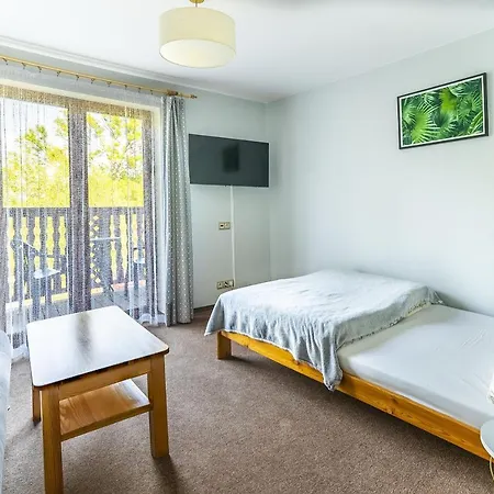 Nefryt - 600 M Od Pkp, Duży Parking, Lodówka, Czajnik, Balkon,
