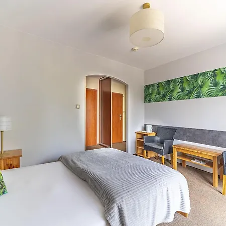 Resort Nefryt - 600 M Od Pkp, Duży Parking, Lodówka, Czajnik, Balkon,