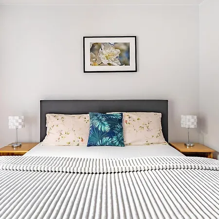 Nefryt - Lodowka I Czajnik W Pokoju, Dwa Aneksy Kuchenne Ogolnodostepne, Duzy Parking *