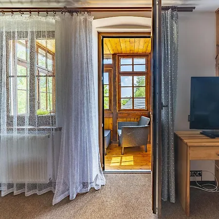 Rezort Nefryt - Lodowka I Czajnik W Pokoju, Dwa Aneksy Kuchenne Ogolnodostepne, Duzy Parking Karpacz