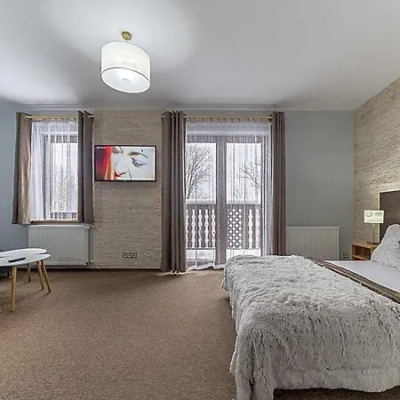 منتجع Nefryt - 600 M Od Pkp, Duzy Parking, Lodowka, Czajnik, Balkon, كارباش