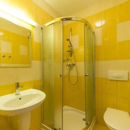 Nefryt - 600 M Od Pkp, Duzy Parking, Lodowka, Czajnik, Balkon, * كارباش