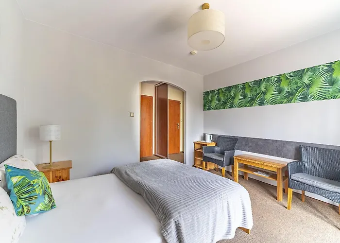 Ośrodek wypoczynkowy Nefryt - Lodowka I Czajnik W Pokoju, Dwa Aneksy Kuchenne Ogolnodostepne, Duzy Parking